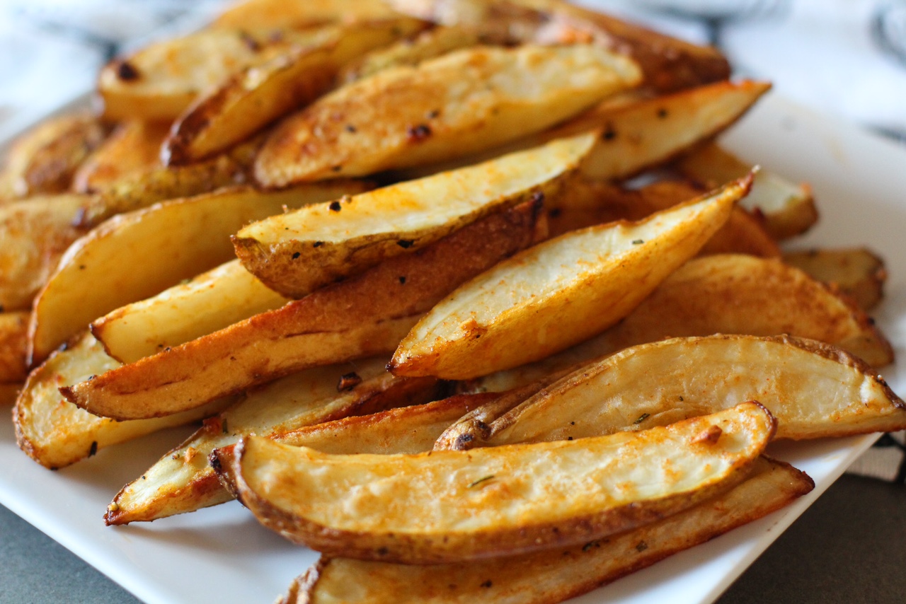 Oven-Baked Potato Wedges